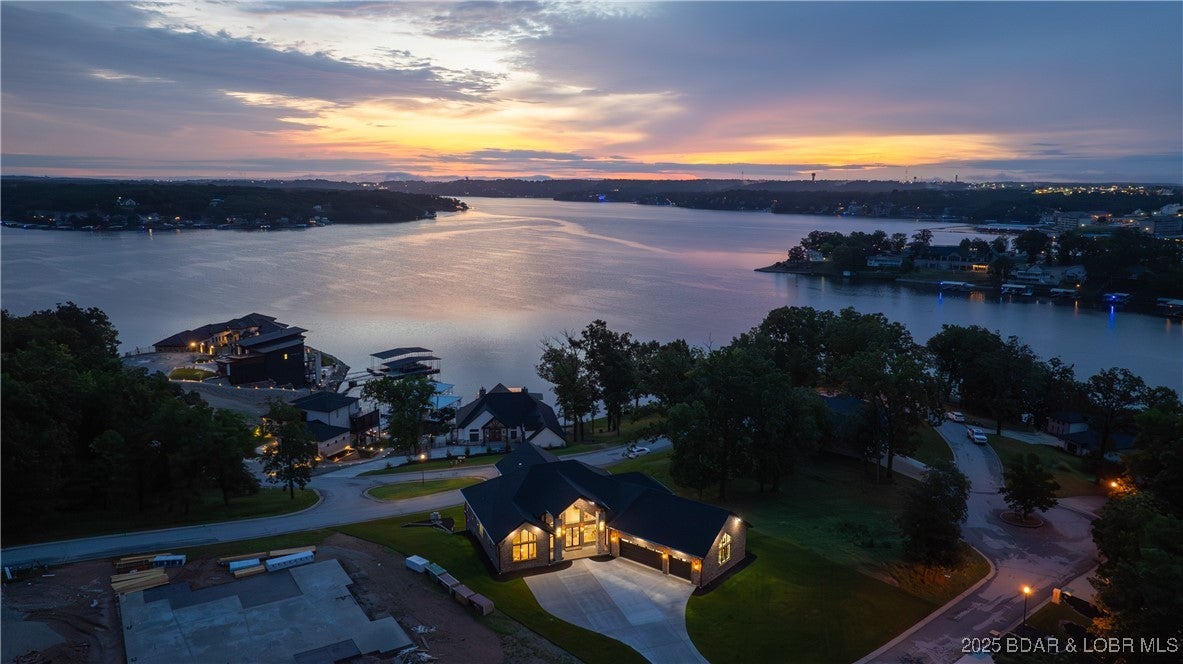 Osage Beach, Missouri, 65065, United States, 4 Bedrooms Bedrooms, ,5 BathroomsBathrooms,Residential,Active,1877825