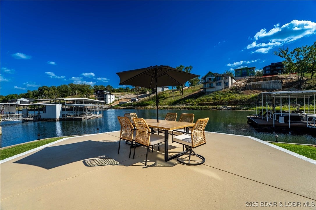 Osage Beach, Missouri, 65065, United States, 6 Bedrooms Bedrooms, ,4 BathroomsBathrooms,Residential,Active,1952762