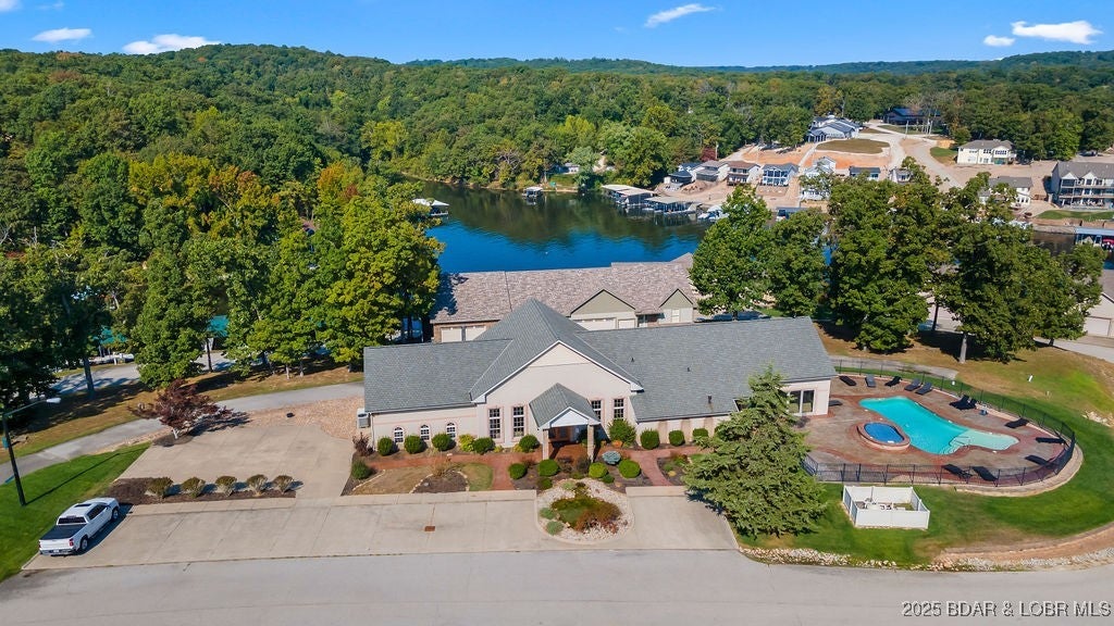 Camdenton, Missouri, 65020, United States, 4 Bedrooms Bedrooms, ,4 BathroomsBathrooms,Residential,Active,1945094