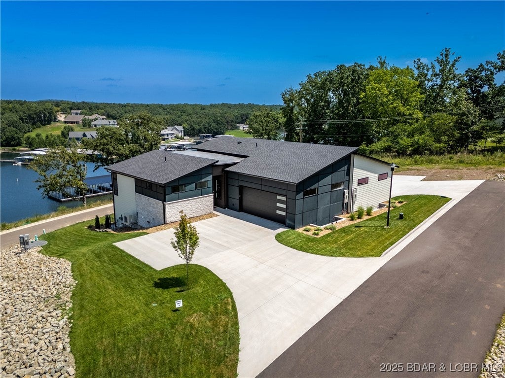 Osage Beach, Missouri, 65065, United States, 5 Bedrooms Bedrooms, ,4 BathroomsBathrooms,Residential,Active,1953713