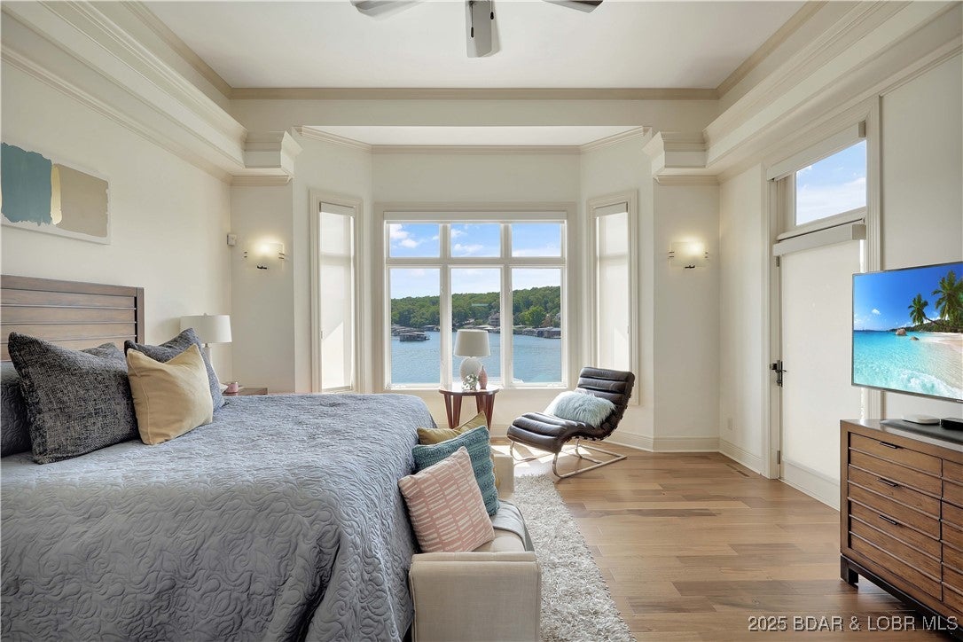 Porto Cima, Missouri, 65079, United States, 7 Bedrooms Bedrooms, ,7 BathroomsBathrooms,Residential,Active,1922532