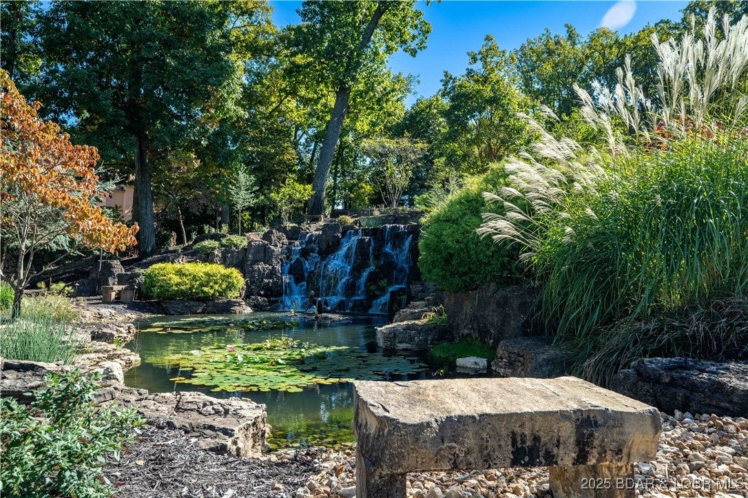 Porto Cima, Missouri, 65079, United States, 5 Bedrooms Bedrooms, ,4 BathroomsBathrooms,Residential,Active,1973370