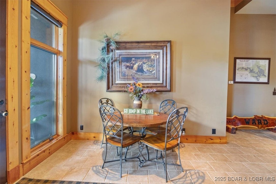 Sunrise Beach, Missouri, 65079, United States, 7 Bedrooms Bedrooms, ,6 BathroomsBathrooms,Residential,Active,1973357