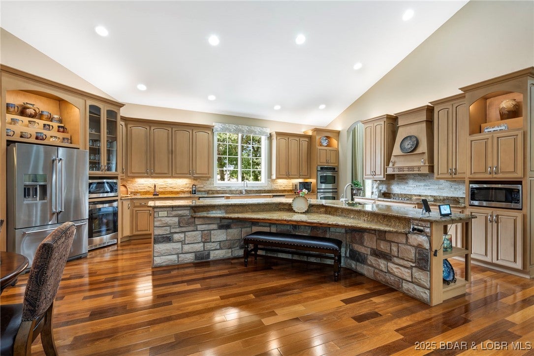 Out Of Area (Bdar), Missouri, 65737, United States, 6 Bedrooms Bedrooms, ,7 BathroomsBathrooms,Residential,Active,1892607