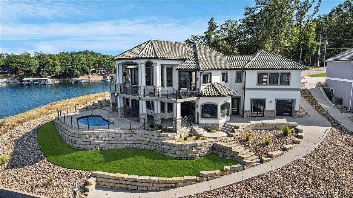 Lake Ozark, Missouri, 65049, United States, ,5 BathroomsBathrooms,Residential,Active,1734496