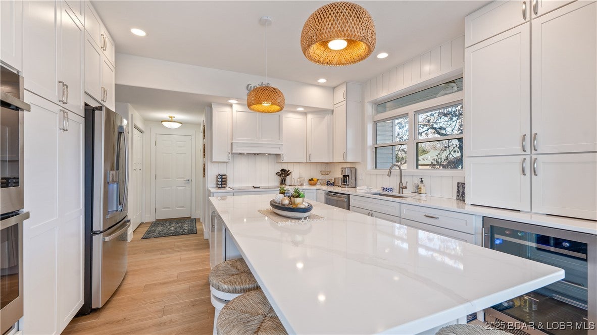 Roach, Missouri, 65787, United States, 8 Bedrooms Bedrooms, ,5 BathroomsBathrooms,Residential,Active,2007100