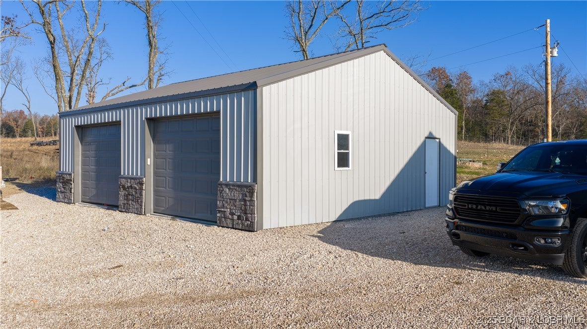 Stoutland, Missouri, 65567, United States, 2 Bedrooms Bedrooms, ,2 BathroomsBathrooms,Residential,Active,2006800