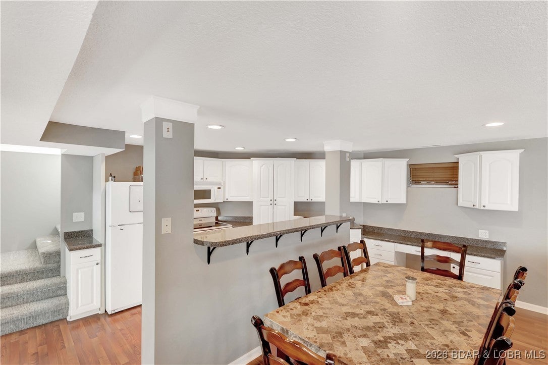 Sunrise Beach, Missouri, 65079, United States, 5 Bedrooms Bedrooms, ,6 BathroomsBathrooms,Residential,Active,2015451