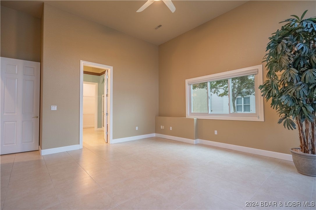 Porto Cima, Missouri, 65079, United States, ,5 BathroomsBathrooms,Residential,Active,1703312