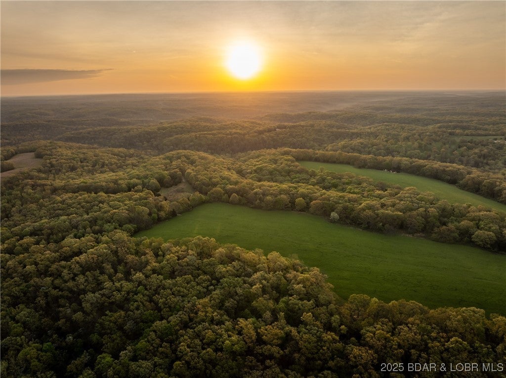 Eldon, Missouri, 65026, United States, 5 Bedrooms Bedrooms, ,3 BathroomsBathrooms,Residential,Active,1790925