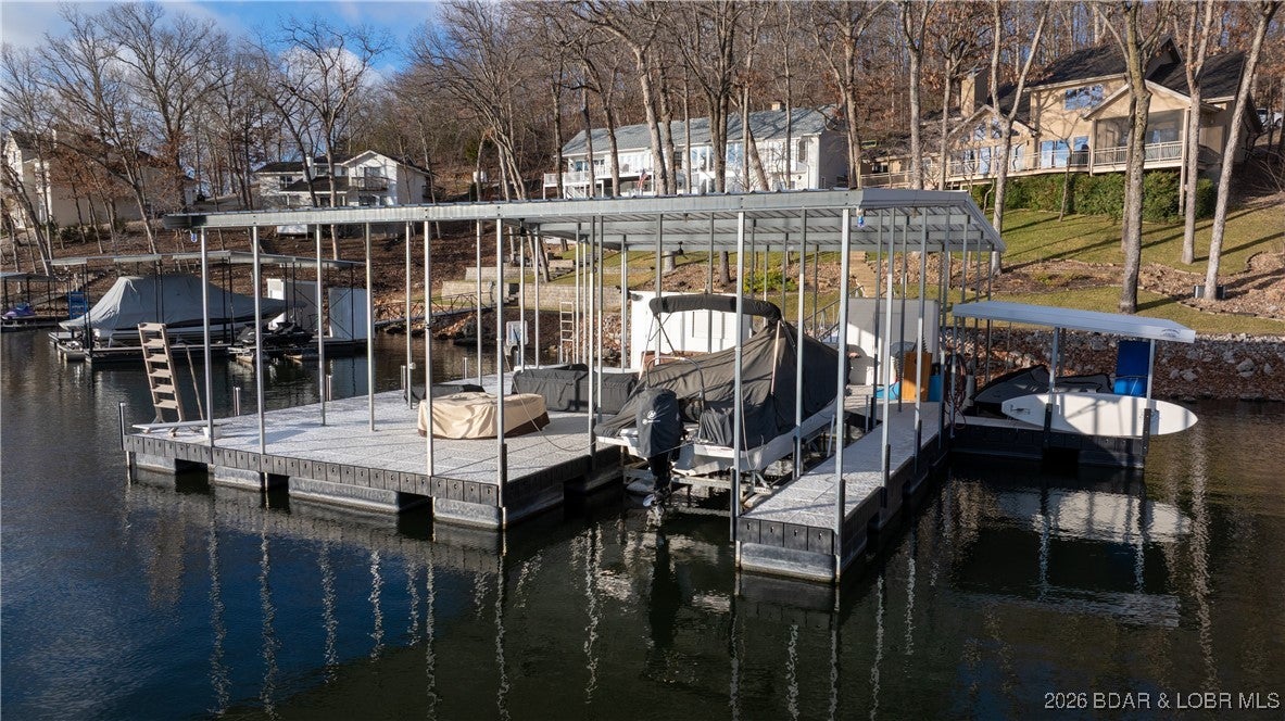 Lake Ozark, Missouri, 65049, United States, 5 Bedrooms Bedrooms, ,6 BathroomsBathrooms,Residential,Active,2009424