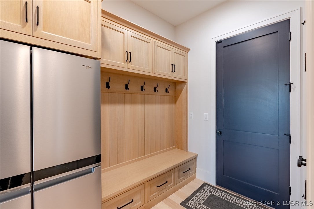 Sunrise Beach, Missouri, 65079, United States, 5 Bedrooms Bedrooms, ,7 BathroomsBathrooms,Residential,Active,1961963