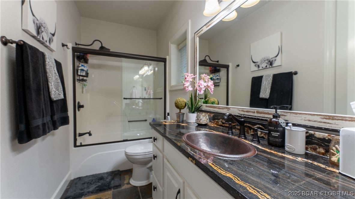 Porto Cima, Missouri, 65079, United States, 5 Bedrooms Bedrooms, ,5 BathroomsBathrooms,Residential,Active,1877782
