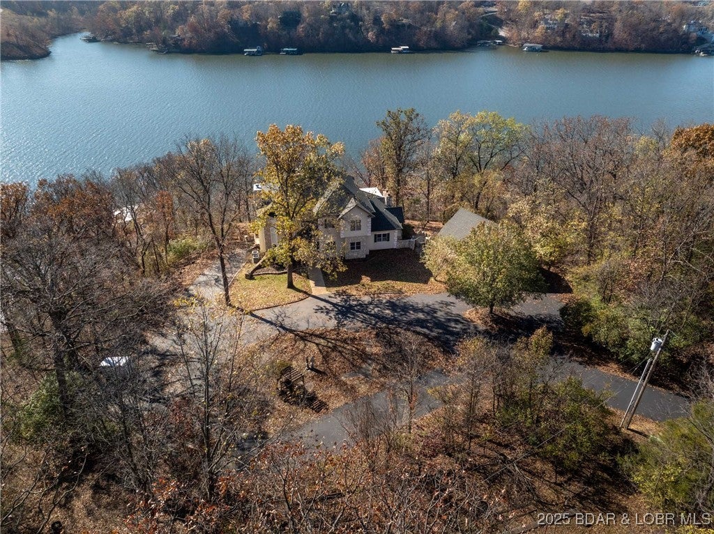 Linn Creek, Missouri, 65052, United States, 7 Bedrooms Bedrooms, ,6 BathroomsBathrooms,Residential,Active,1929474