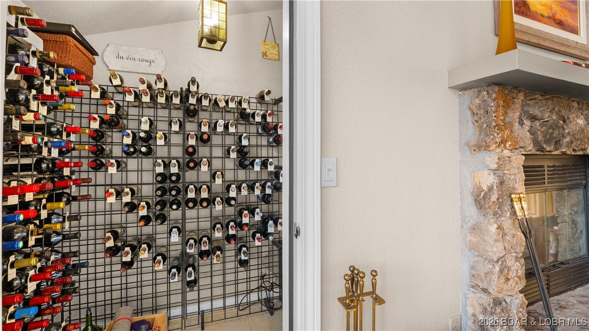 Lake Ozark, Missouri, 65049, United States, 5 Bedrooms Bedrooms, ,6 BathroomsBathrooms,Residential,Active,2009424