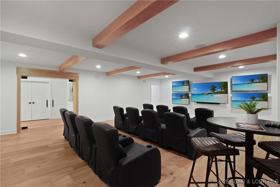 Porto Cima, Missouri, 65079, United States, 6 Bedrooms Bedrooms, ,5 BathroomsBathrooms,Residential,Active,1960144