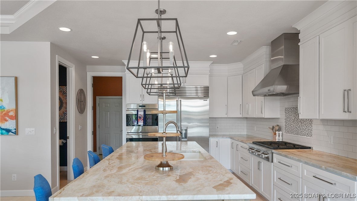 Sunrise Beach, Missouri, 65079, United States, 5 Bedrooms Bedrooms, ,5 BathroomsBathrooms,Residential,Active,1929435