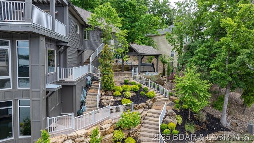 Camdenton, Missouri, 65020, United States, 7 Bedrooms Bedrooms, ,6 BathroomsBathrooms,Residential,Active,1876843