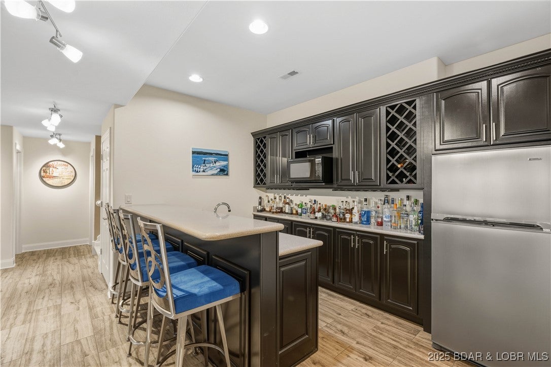 Porto Cima, Missouri, 65079, United States, 5 Bedrooms Bedrooms, ,4 BathroomsBathrooms,Residential,Active,1973370