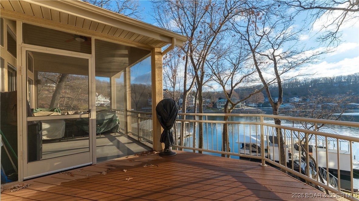 Lake Ozark, Missouri, 65049, United States, 5 Bedrooms Bedrooms, ,6 BathroomsBathrooms,Residential,Active,2009424