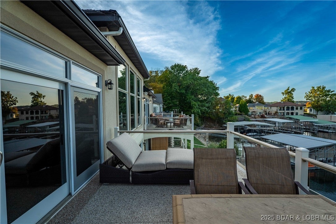 Porto Cima, Missouri, 65079, United States, 5 Bedrooms Bedrooms, ,4 BathroomsBathrooms,Residential,Active,1973370