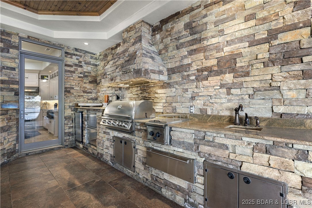 Sunrise Beach, Missouri, 65079, United States, 6 Bedrooms Bedrooms, ,8 BathroomsBathrooms,Residential,Active,1953390