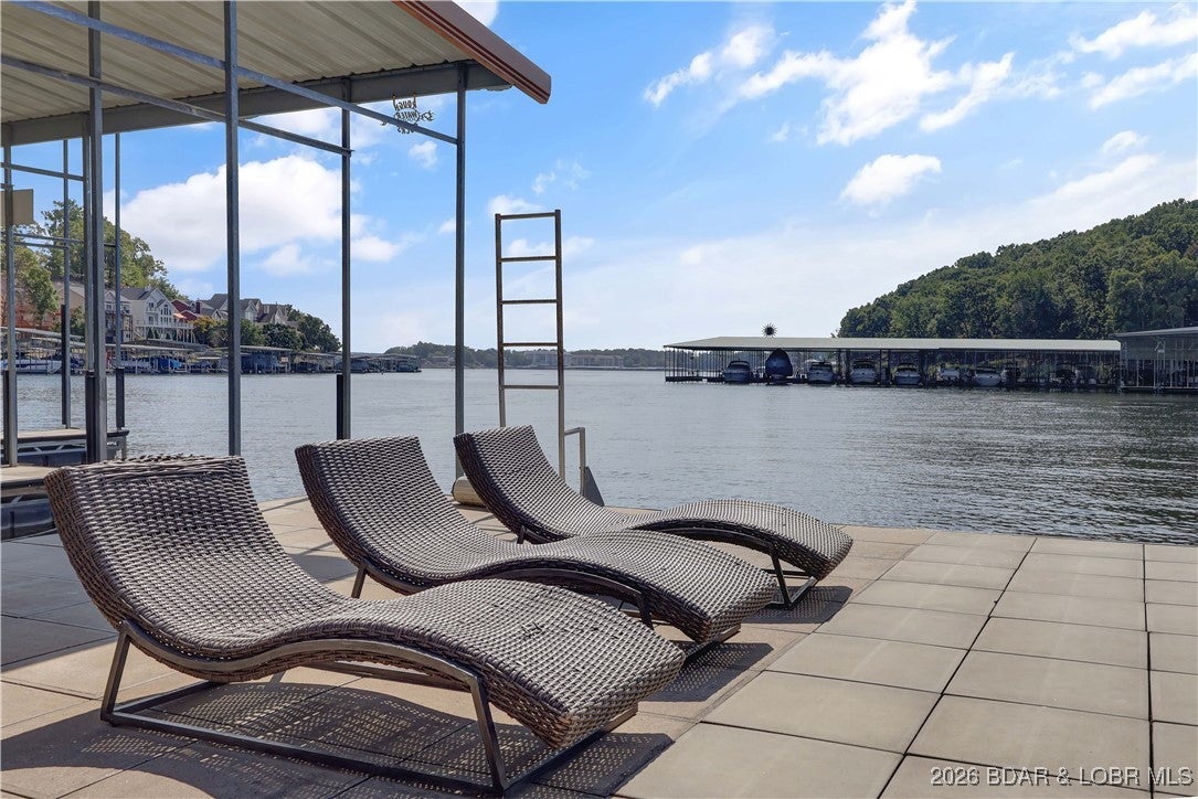 Sunrise Beach, Missouri, 65079, United States, 5 Bedrooms Bedrooms, ,6 BathroomsBathrooms,Residential,Active,2015451