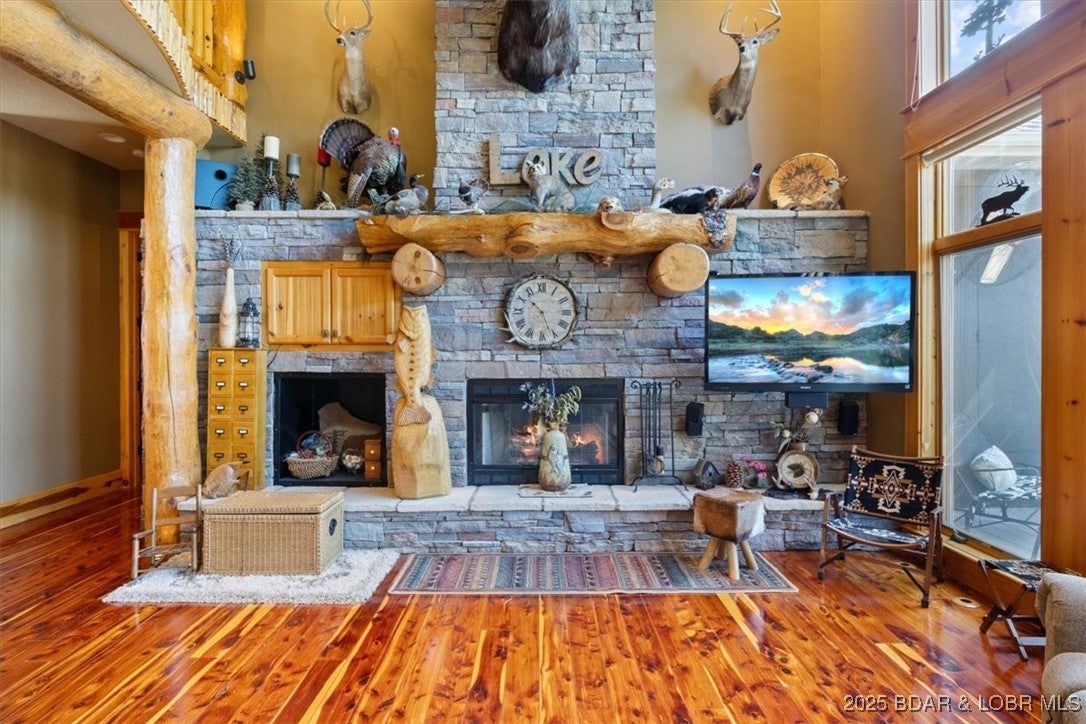 Sunrise Beach, Missouri, 65079, United States, 7 Bedrooms Bedrooms, ,6 BathroomsBathrooms,Residential,Active,1973357