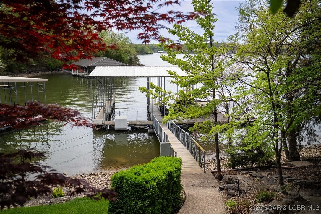 Villages, Missouri, 65079, United States, 5 Bedrooms Bedrooms, ,7 BathroomsBathrooms,Residential,Active,1964268