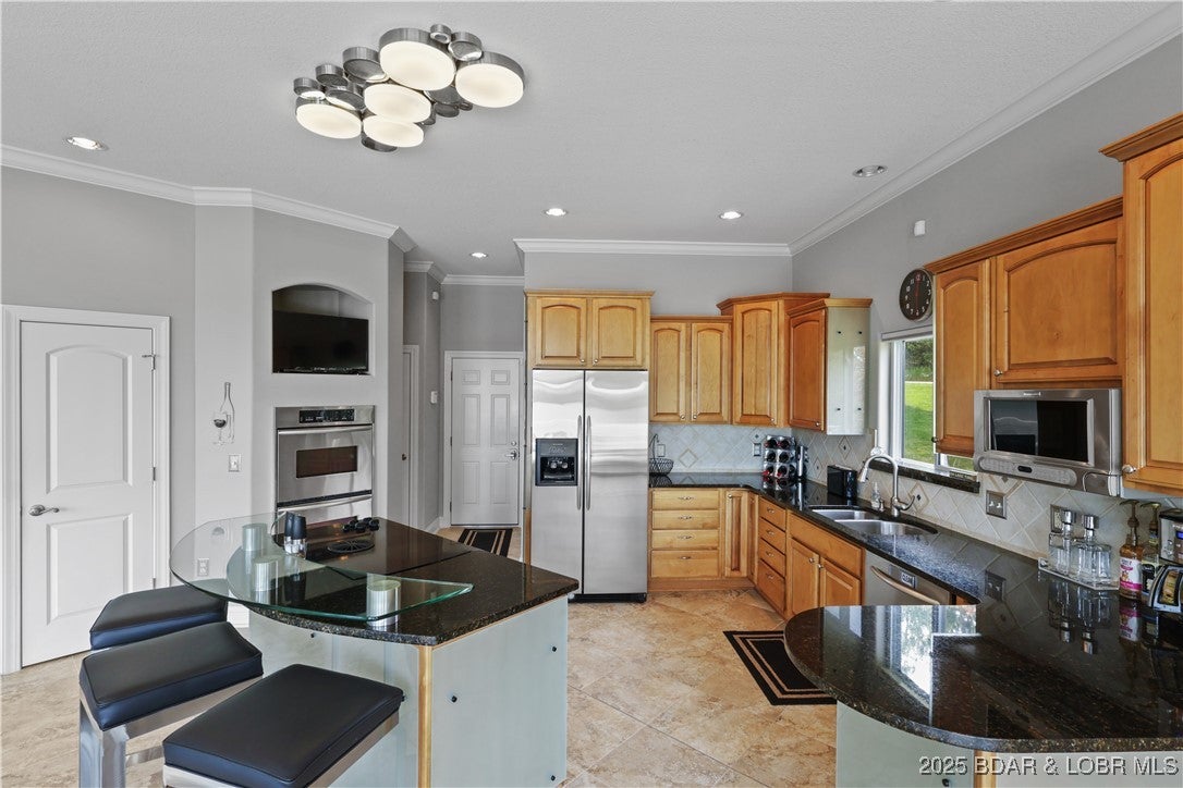 Porto Cima, Missouri, 65079, United States, 4 Bedrooms Bedrooms, ,4 BathroomsBathrooms,Residential,Active,1943787