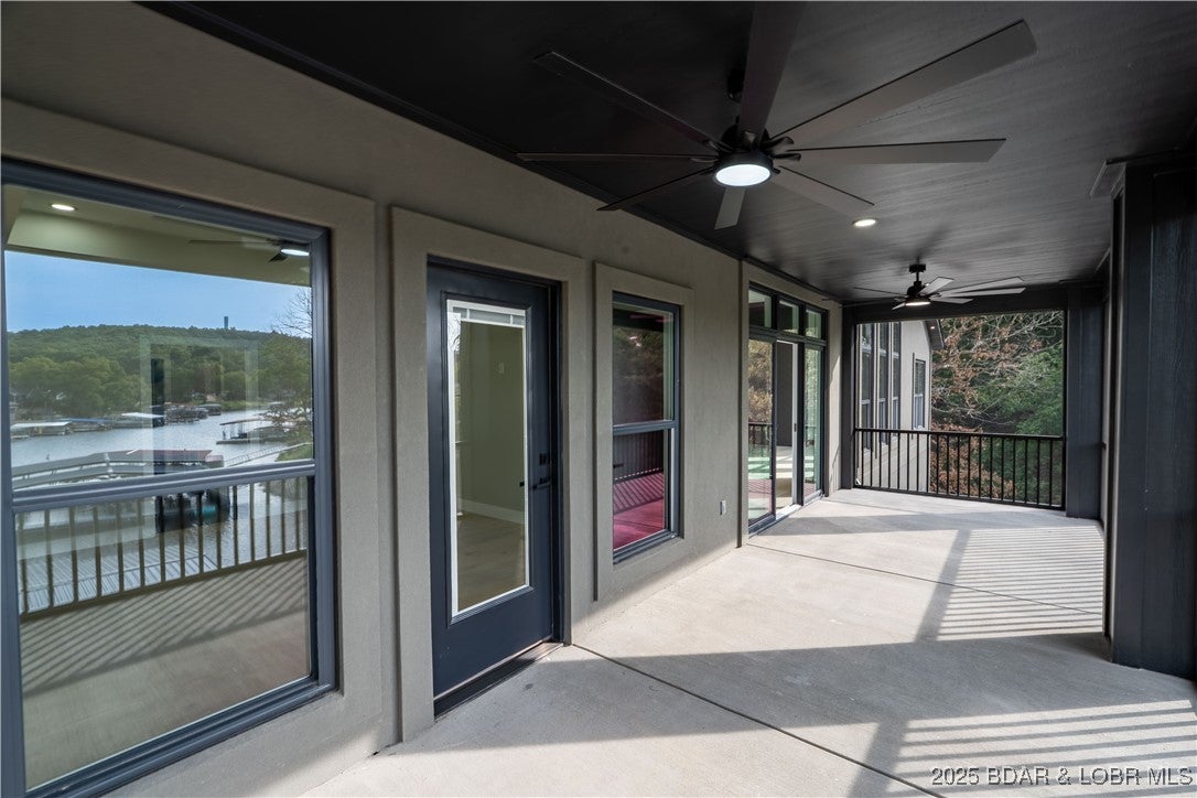 Sunrise Beach, Missouri, 65065, United States, 6 Bedrooms Bedrooms, ,6 BathroomsBathrooms,Residential,Active,1929710