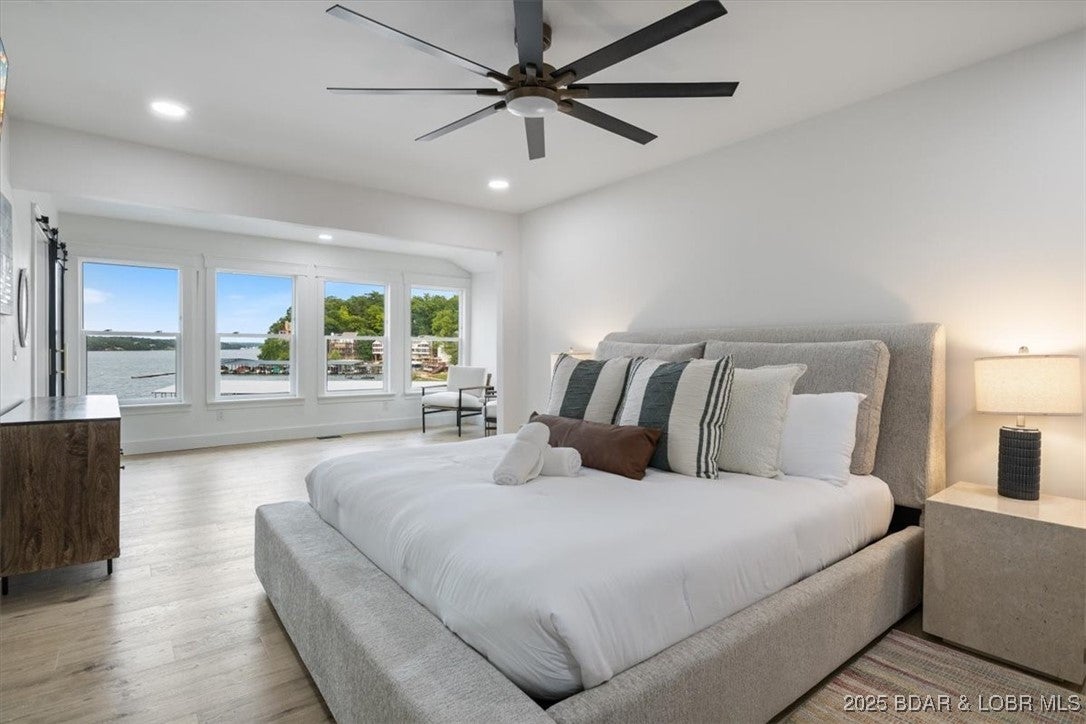 Osage Beach, Missouri, 65065, United States, 5 Bedrooms Bedrooms, ,4 BathroomsBathrooms,Residential,Active,2001071