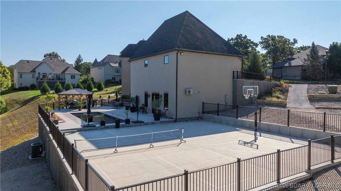 Osage Beach, Missouri, 65065, United States, 8 Bedrooms Bedrooms, ,8 BathroomsBathrooms,Residential,Active,2012239