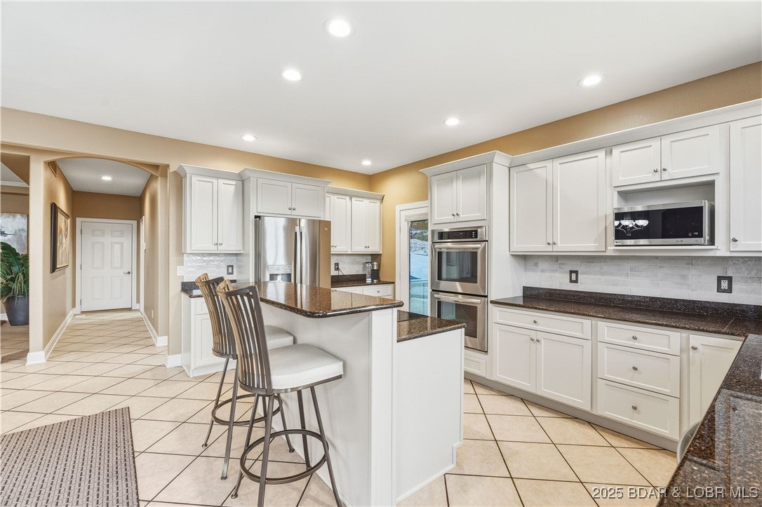 Porto Cima, Missouri, 65079, United States, 5 Bedrooms Bedrooms, ,4 BathroomsBathrooms,Residential,Active,1973370