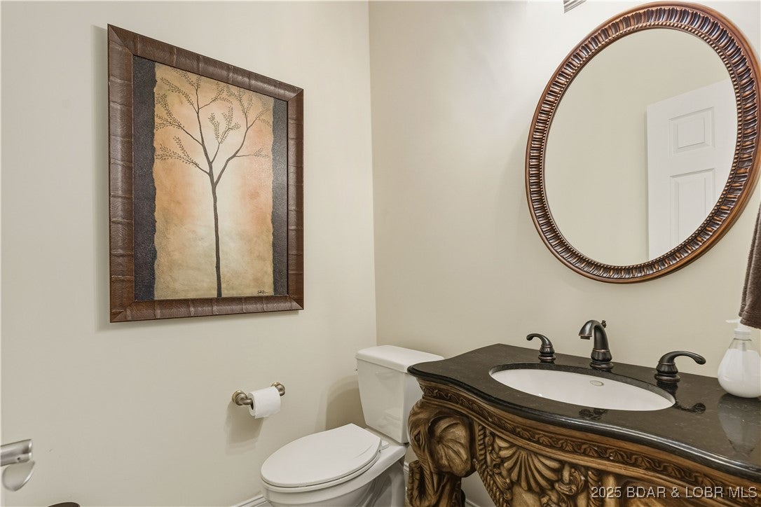 Porto Cima, Missouri, 65079, United States, 5 Bedrooms Bedrooms, ,4 BathroomsBathrooms,Residential,Active,1973370