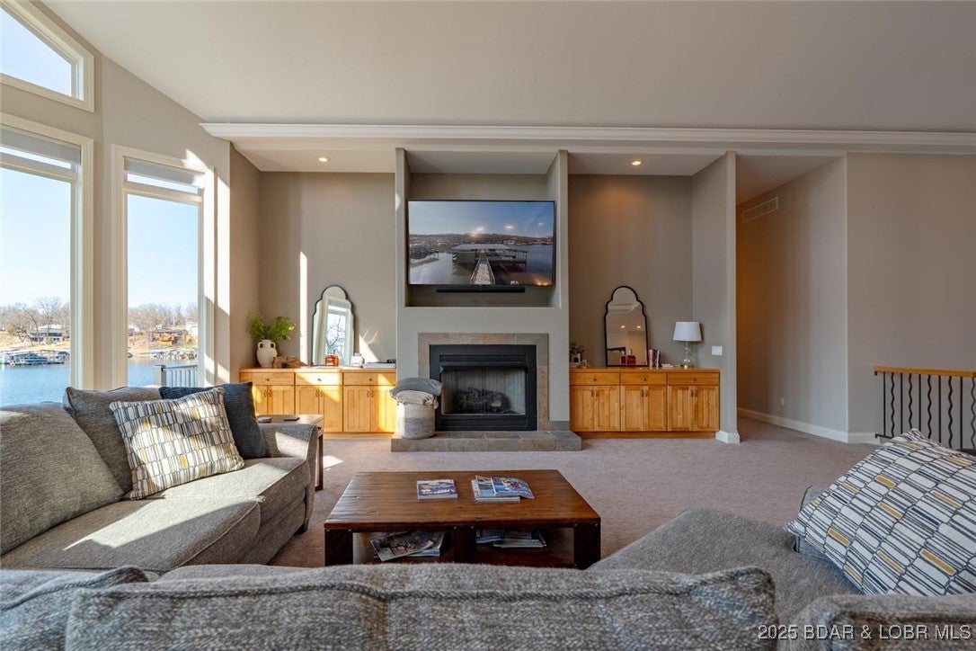 Sunrise Beach, Missouri, 65079, United States, 5 Bedrooms Bedrooms, ,7 BathroomsBathrooms,Residential,Active,2007238