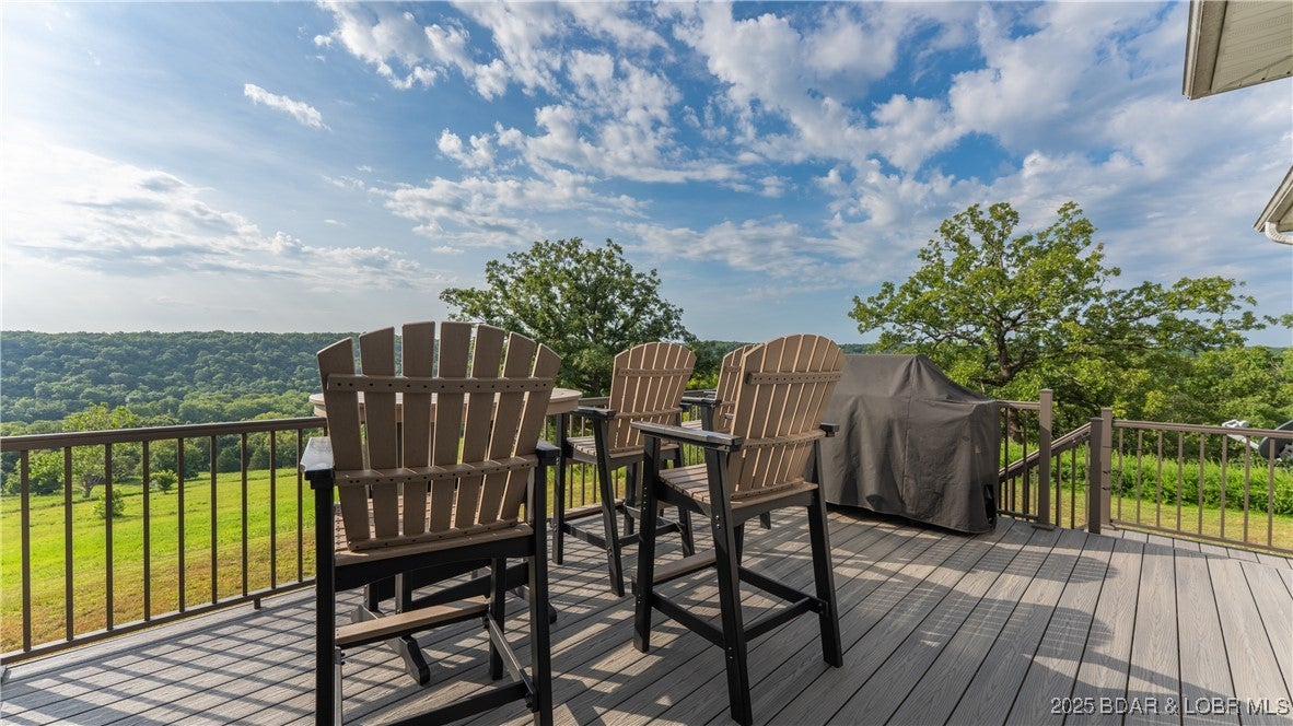 Camdenton, Missouri, 65020, United States, 5 Bedrooms Bedrooms, ,4 BathroomsBathrooms,Residential,Active,1903211