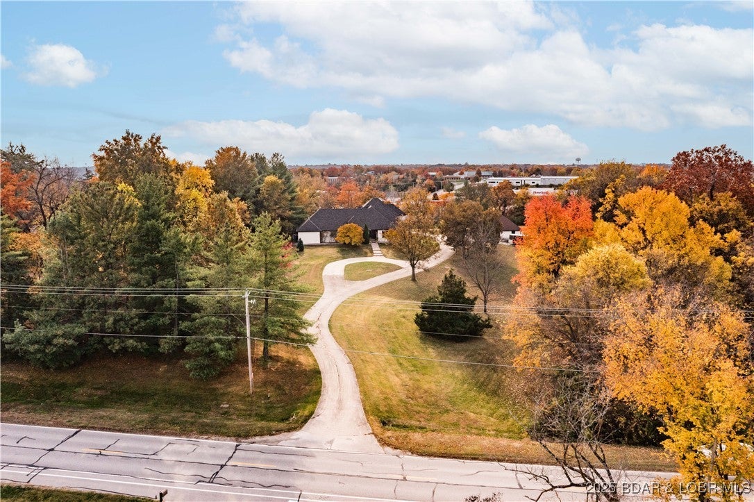 Jefferson City, Missouri, 65109, United States, 4 Bedrooms Bedrooms, ,4 BathroomsBathrooms,Residential,Active,1990045