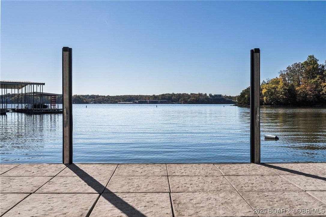 Villages, Missouri, 65079, United States, 5 Bedrooms Bedrooms, ,4 BathroomsBathrooms,Residential,Active,1985880