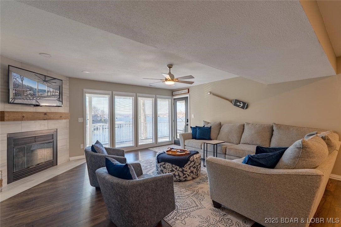 Four Seasons, Missouri, 65049, United States, 5 Bedrooms Bedrooms, ,4 BathroomsBathrooms,Residential,Active,2008696