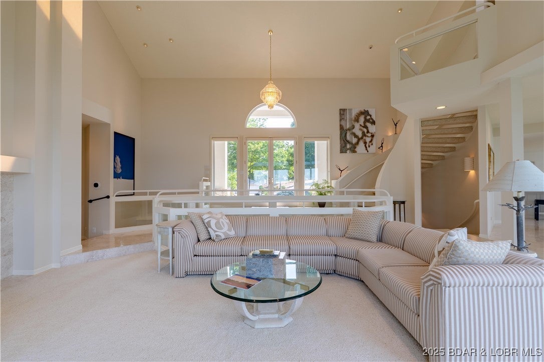 Four Seasons, Missouri, 65049, United States, 5 Bedrooms Bedrooms, ,6 BathroomsBathrooms,Residential,Active,1843468