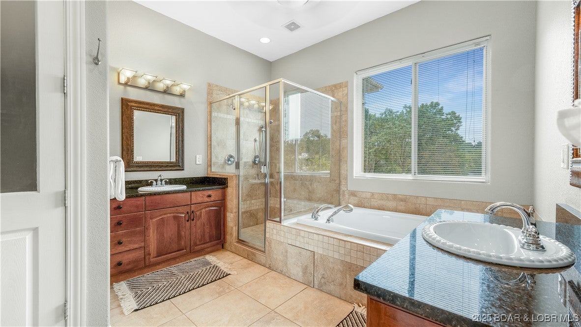 Sunrise Beach, Missouri, 65079, United States, 9 Bedrooms Bedrooms, ,11 BathroomsBathrooms,Residential,Active,1877811