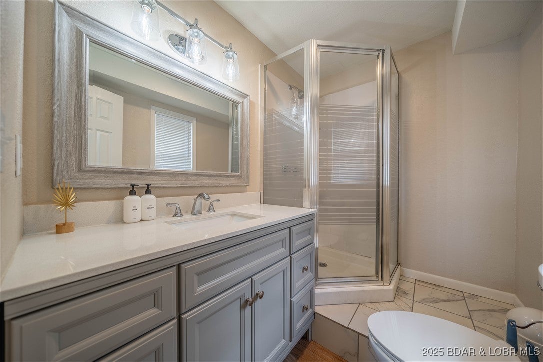 Sunrise Beach, Missouri, 65079, United States, 9 Bedrooms Bedrooms, ,7 BathroomsBathrooms,Residential,Active,1898212