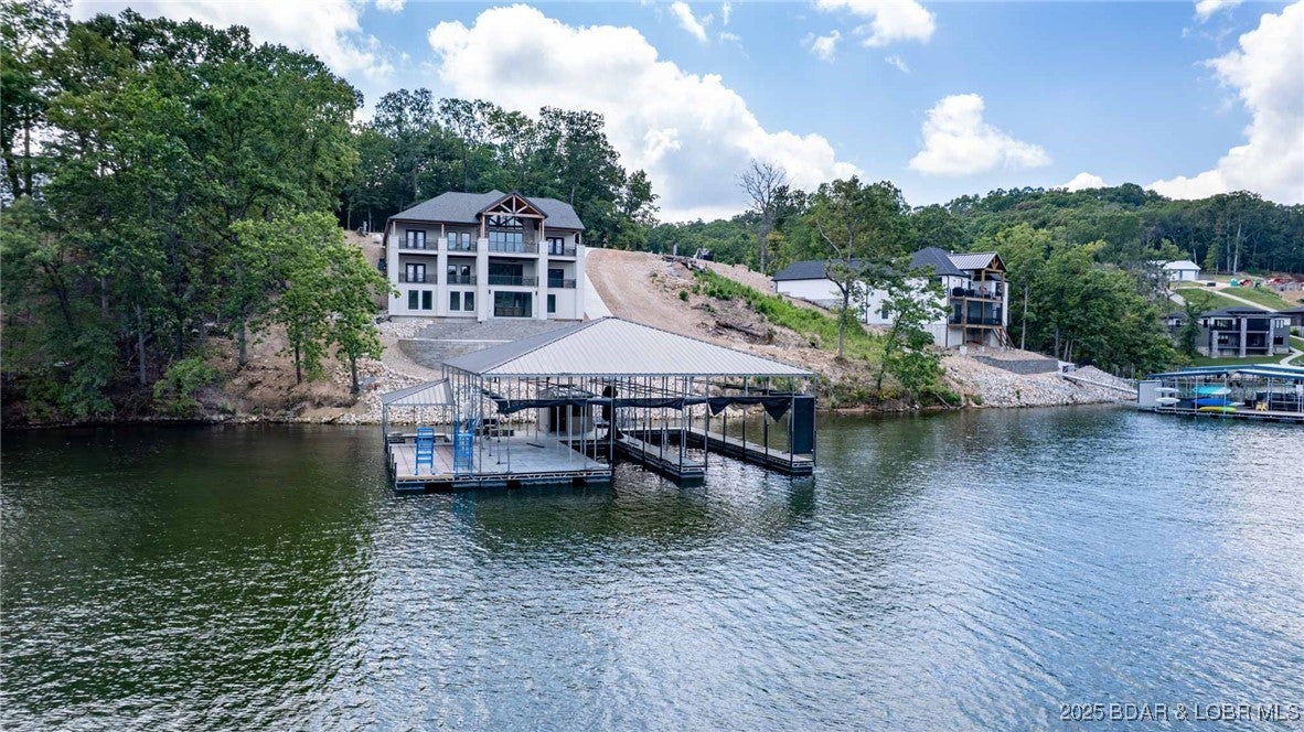 Sunrise Beach, Missouri, 65079, United States, 6 Bedrooms Bedrooms, ,7 BathroomsBathrooms,Residential,Active,1968091