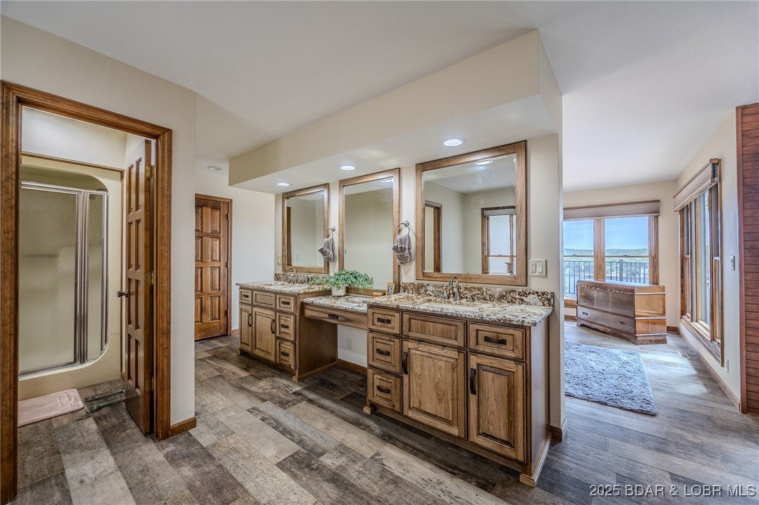 Sunrise Beach, Missouri, 65079, United States, 3 Bedrooms Bedrooms, ,3 BathroomsBathrooms,Residential,Active,1934766