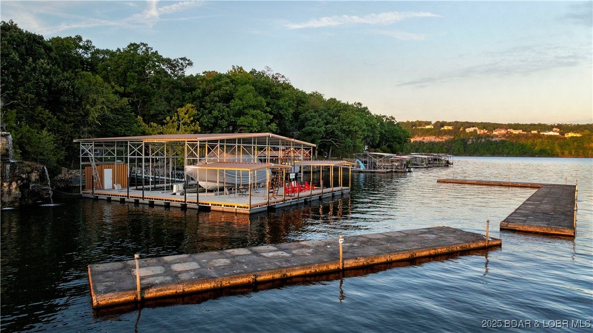 Sunrise Beach, Missouri, 65079, United States, 18 Bedrooms Bedrooms, ,19 BathroomsBathrooms,Residential,Active,1944266