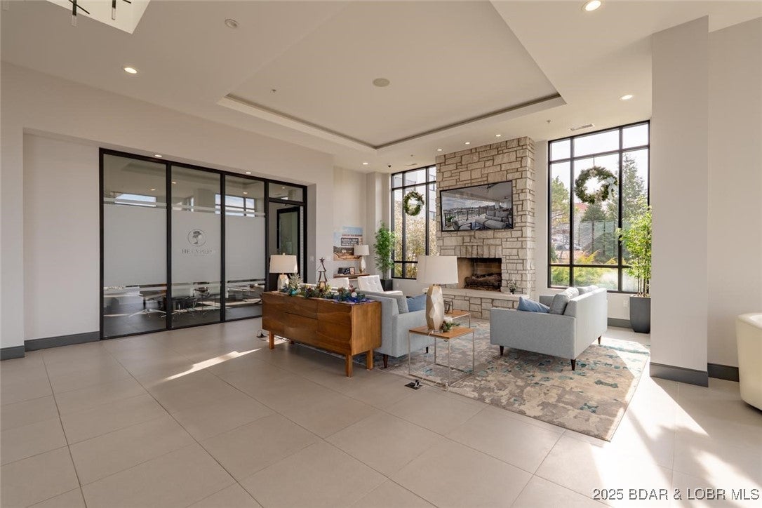 Sunrise Beach, Missouri, 65079, United States, 4 Bedrooms Bedrooms, ,5 BathroomsBathrooms,Residential,Active,2008284