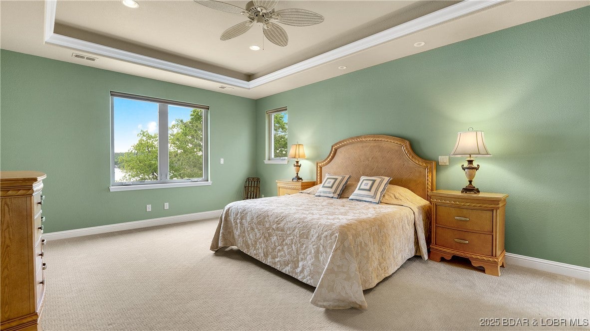 Camdenton, Missouri, 65020, United States, ,5 BathroomsBathrooms,Residential,Active,1797942