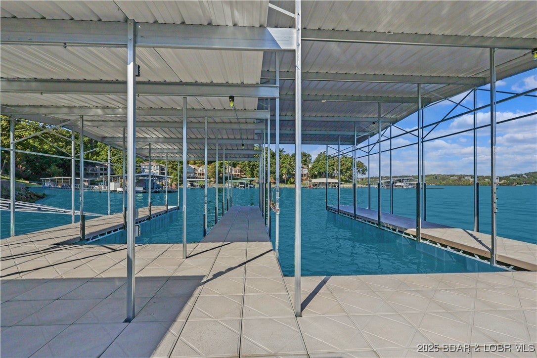 Porto Cima, Missouri, 65079, United States, 6 Bedrooms Bedrooms, ,5 BathroomsBathrooms,Residential,Active,1960144