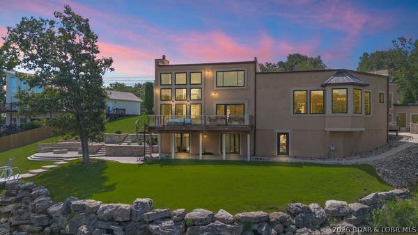 149 THORNWOOD CIR, SUNRISE BEACH, MO 65079 - Image fcfbaf5264d03d16cf2004432bd37229802570c7